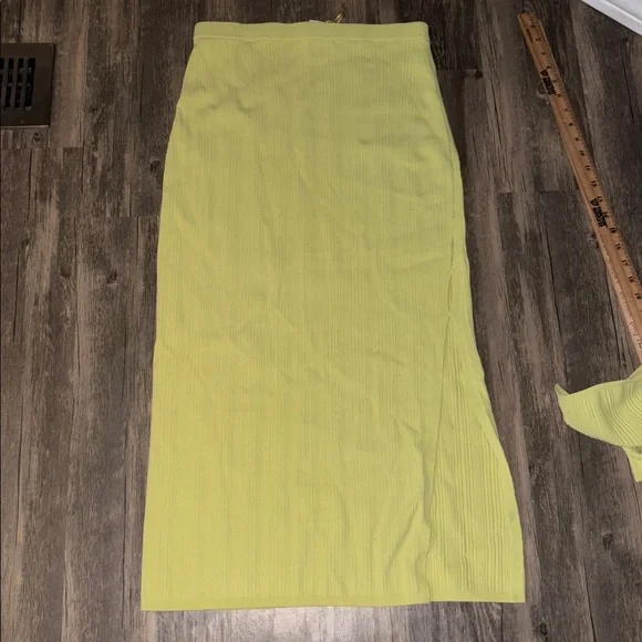 House of Harlow pistachio two 
Piece set - NWT medium - Picture 5 of 10